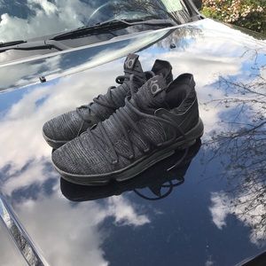 Nike basketball shoes (KD)